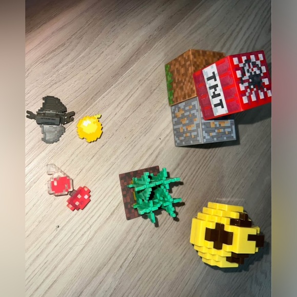 Minecraft Toy Bundle - Picture 5 of 5